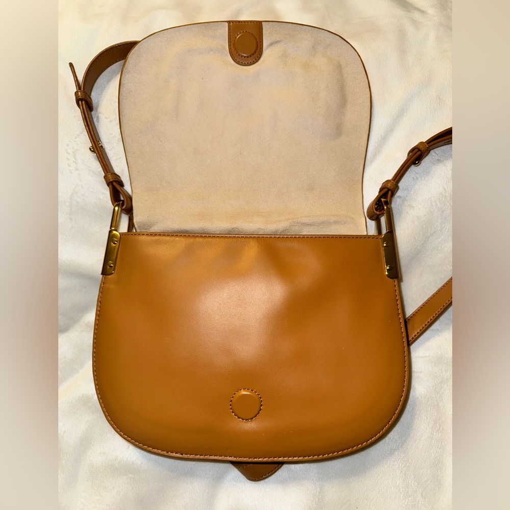 Tommy Hilfiger Leather Crossbody Bag in Camel Brown - Picture 7 of 9